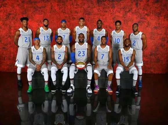 巴黎的中场 巴黎的中场