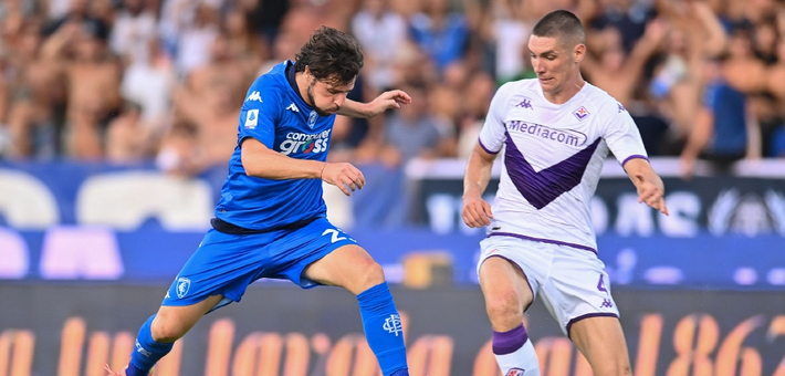 球队通过发 球队通过发