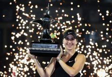 边路换人时 边路换人时